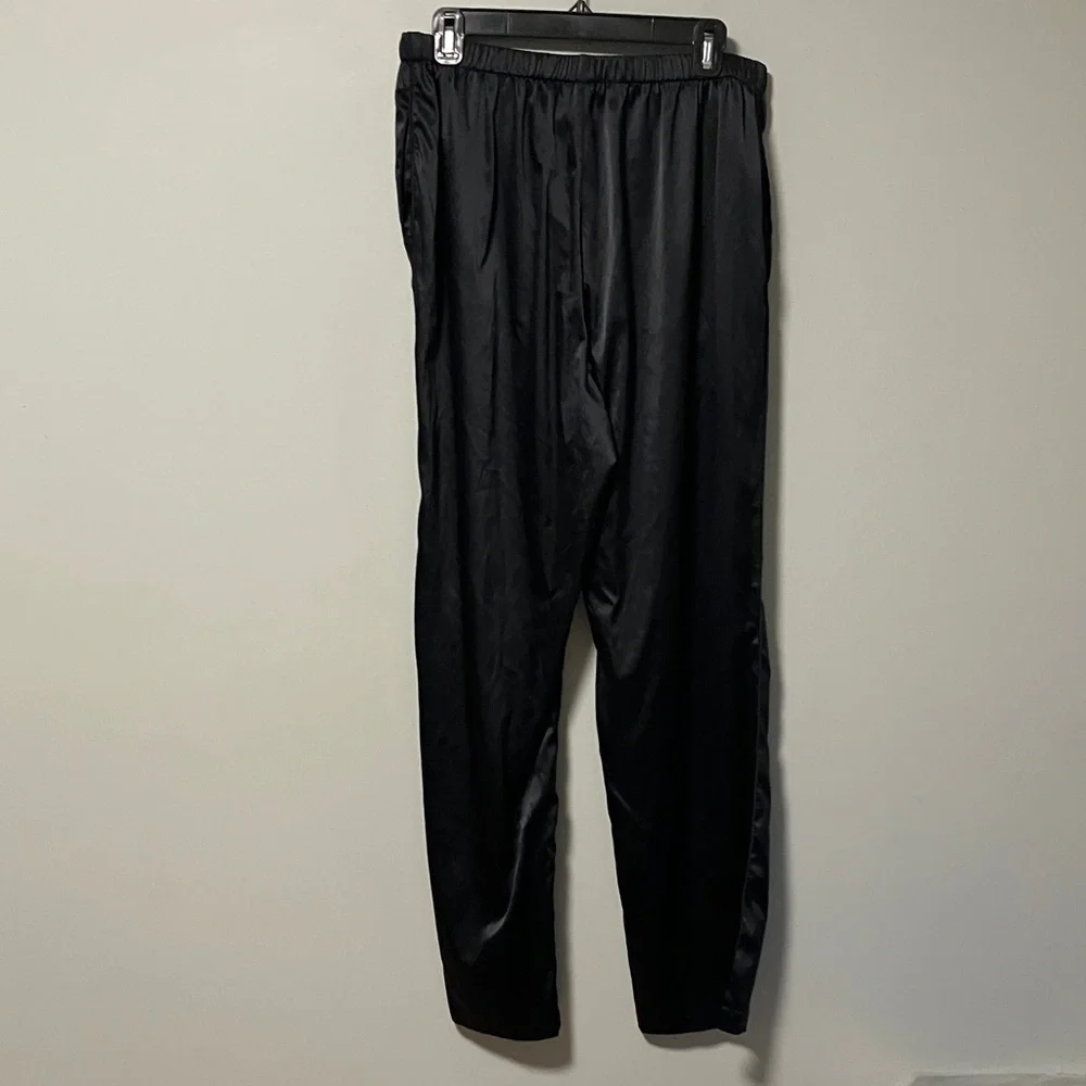 SKIMS Black Satin Pants - Picture 5 of 5